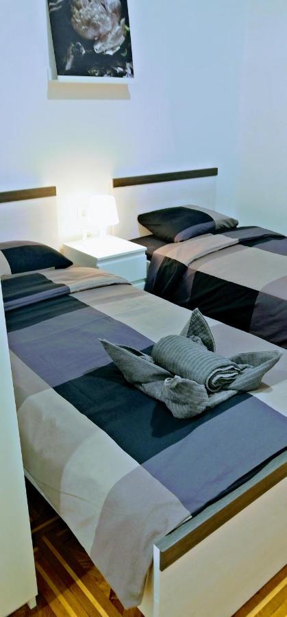 Zpula Center Studio Apartments Eksteriør bilde