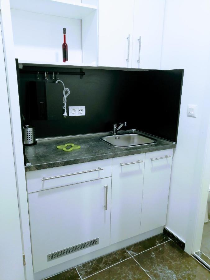Zpula Center Studio Apartments Eksteriør bilde
